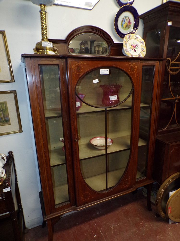 Edwardian display cabinet with boxwood inlay